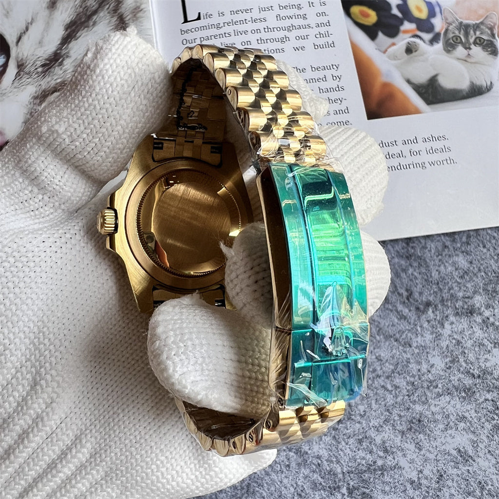 Rolex | Cosmograph Daytona | Gold & Green Dial