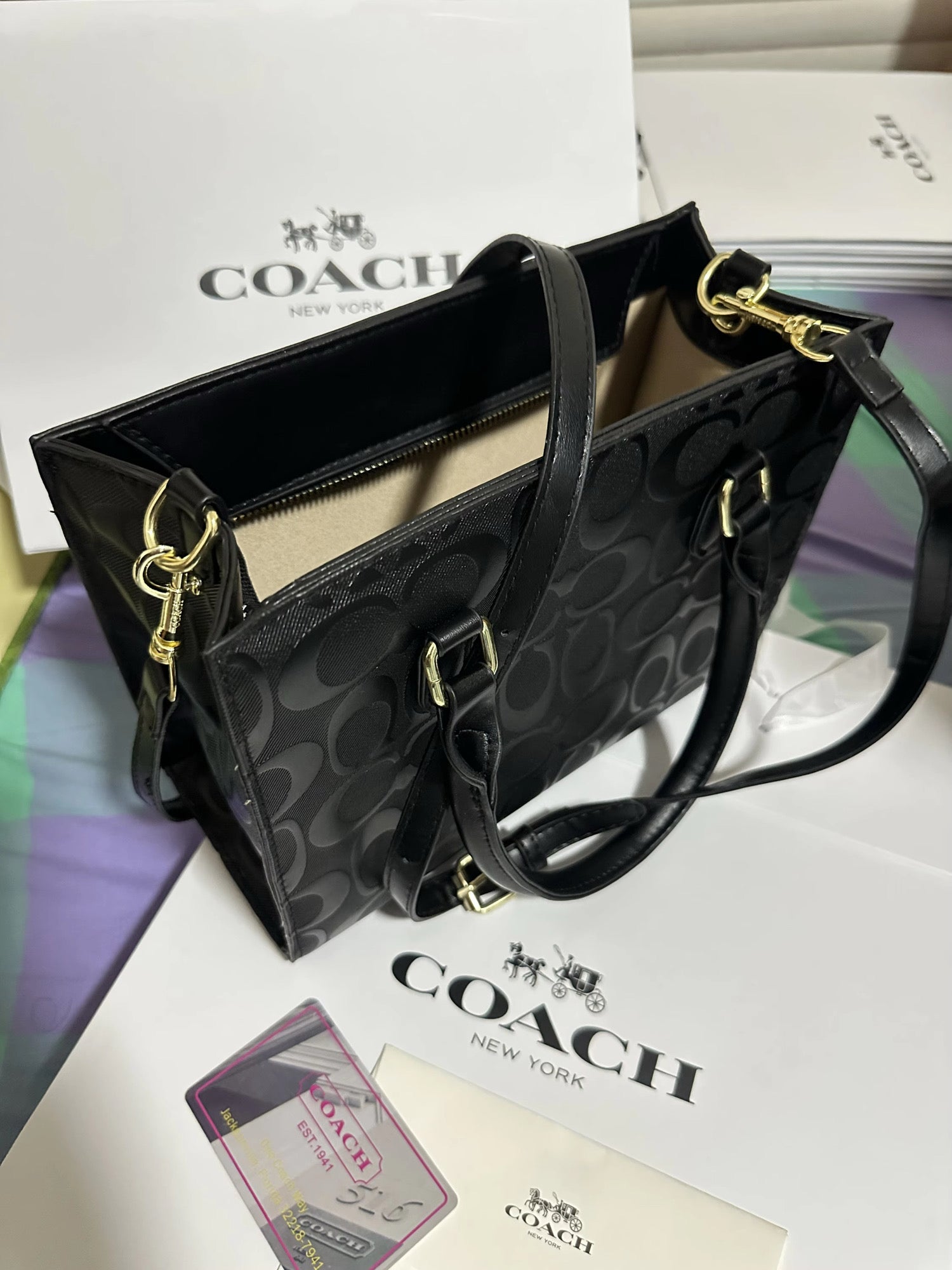 Coach | Large Maggie Tote Bag | Blocked Signature Leather Black
