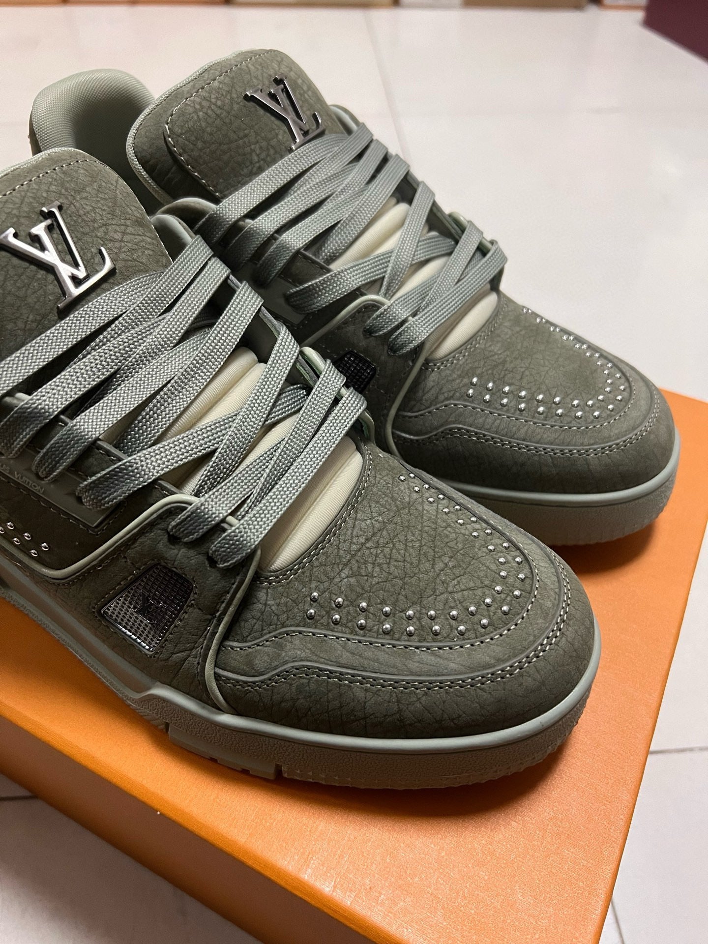 Louis Vuitton | LV Trainer Sneakers | Grey Suede Edition
