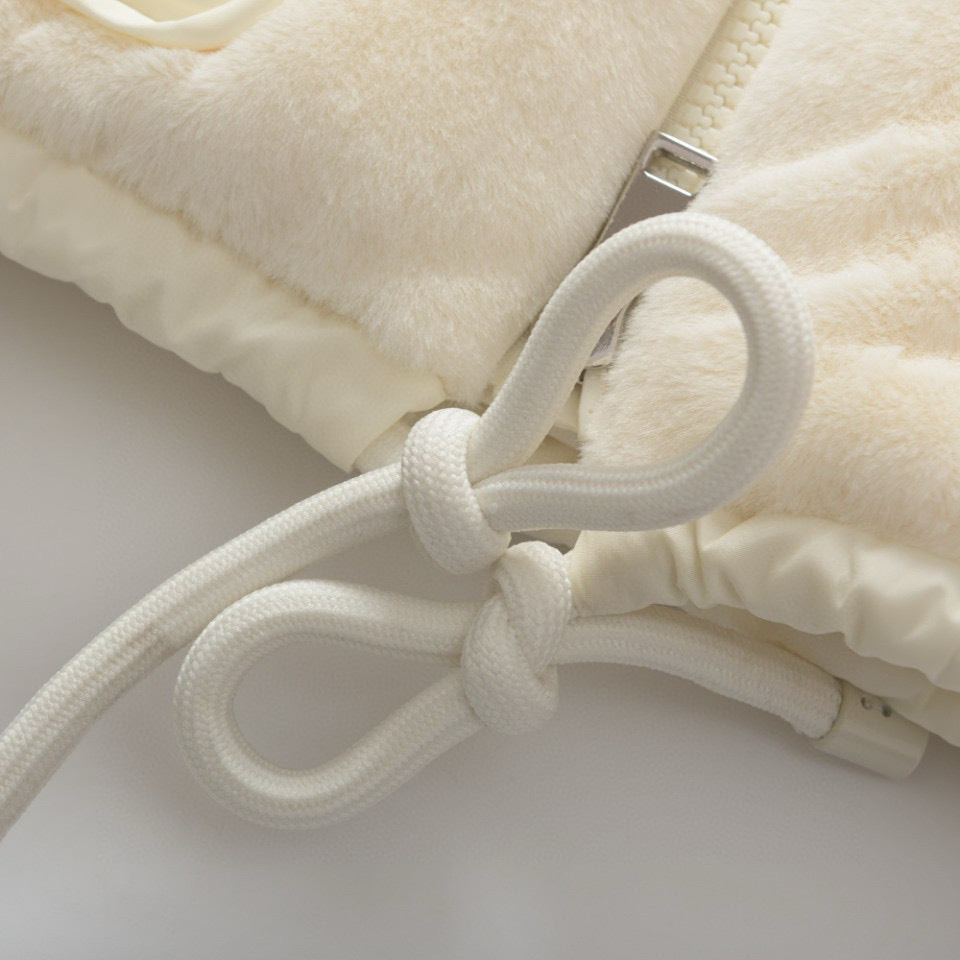 Moncler | Arques Down Jacket | Eggnog